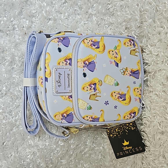NWT Loungefly Tangled Rapunzel crossbody camera bag - Picture 6 of 12